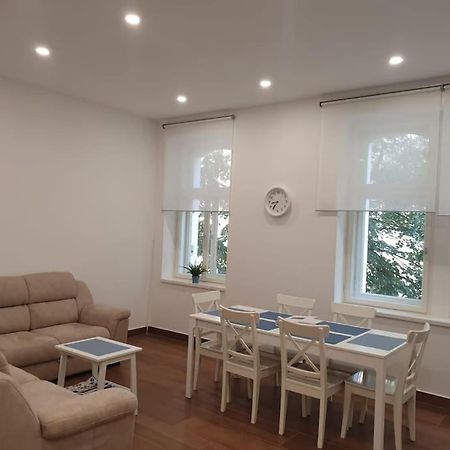Апартаменты Prague Downtown Vinohrady - Next To Havlicek Park Экстерьер фото